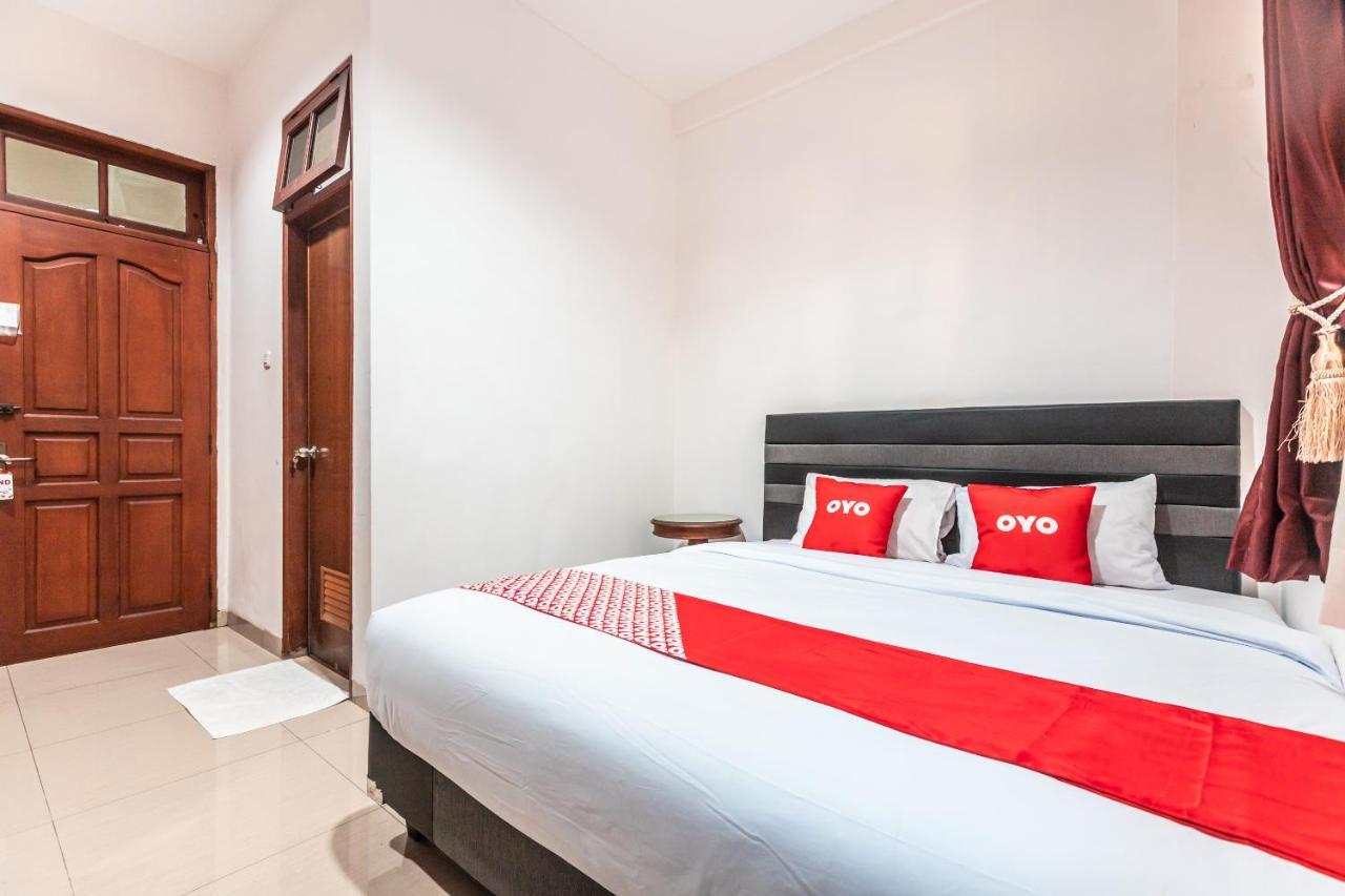 Oyo 1990 Kost Kuningan Executive Boading House Setiabudi جاكرتا المظهر الخارجي الصورة