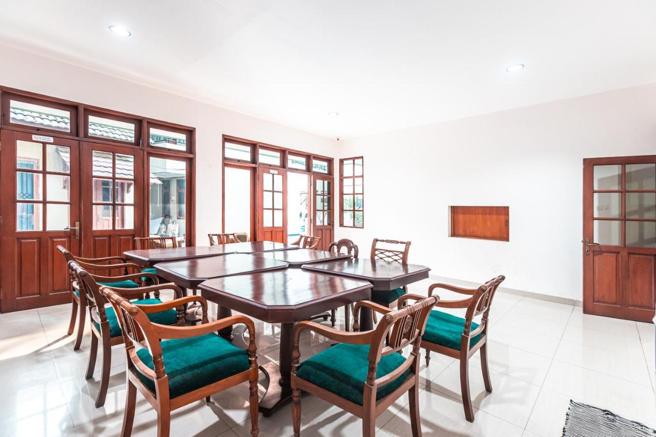 Oyo 1990 Kost Kuningan Executive Boading House Setiabudi جاكرتا المظهر الخارجي الصورة