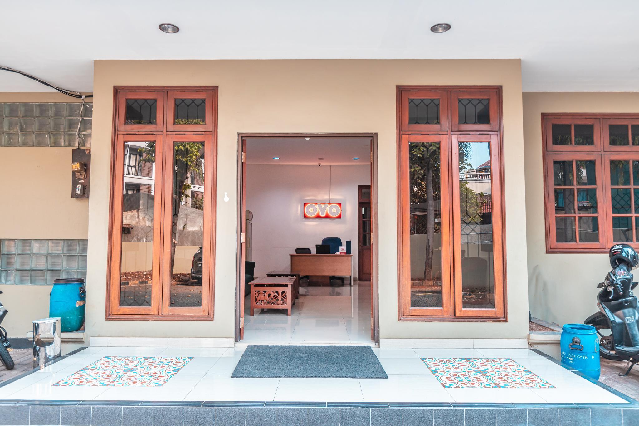 Oyo 1990 Kost Kuningan Executive Boading House Setiabudi جاكرتا المظهر الخارجي الصورة