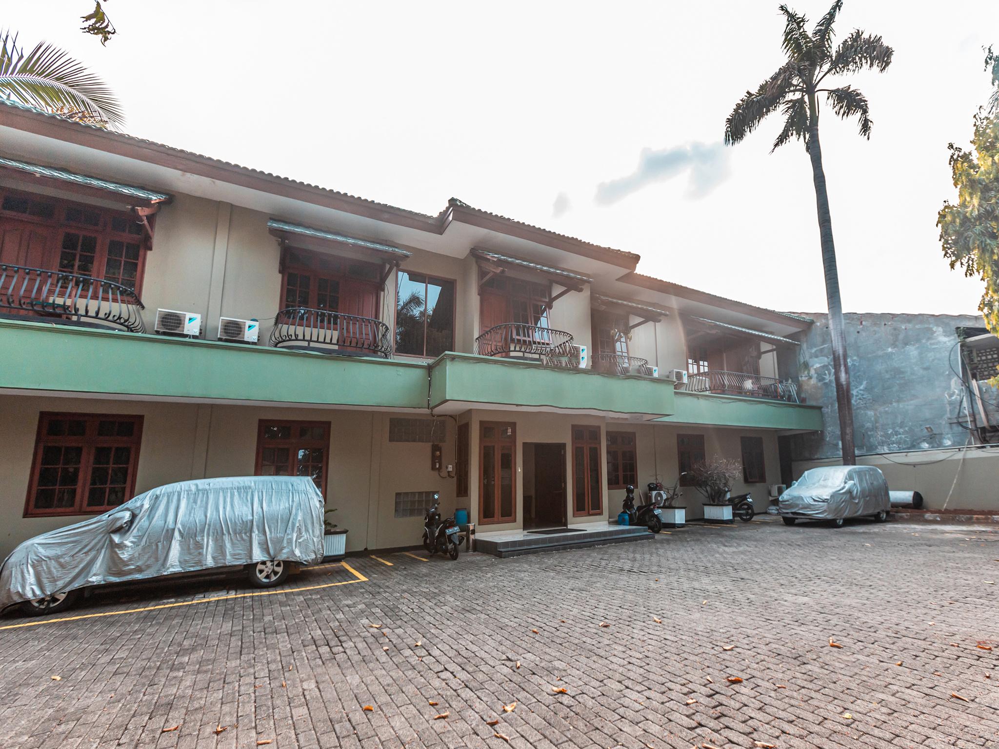 Oyo 1990 Kost Kuningan Executive Boading House Setiabudi جاكرتا المظهر الخارجي الصورة