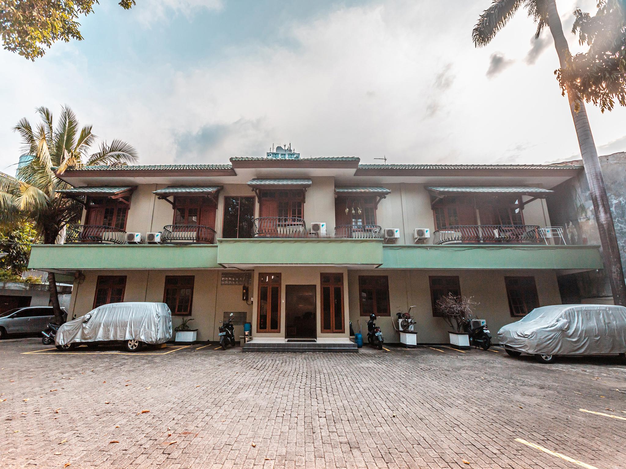 Oyo 1990 Kost Kuningan Executive Boading House Setiabudi جاكرتا المظهر الخارجي الصورة