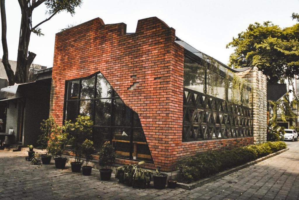 Oyo 1990 Kost Kuningan Executive Boading House Setiabudi جاكرتا المظهر الخارجي الصورة